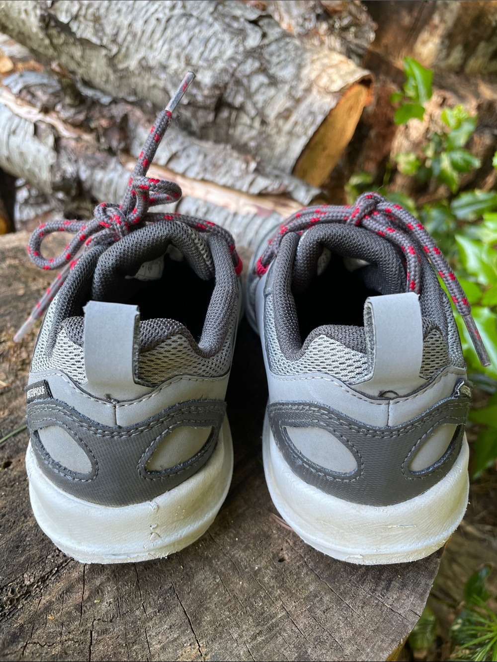 Columbia kids Peakfreak Rush waterproof hiking shoes sz 1 - Picture 3 of 7
